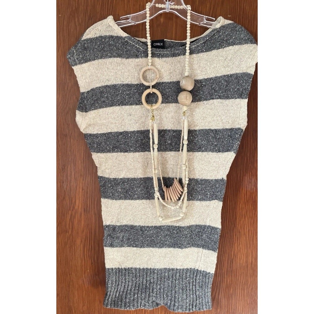 NWT ONLY Love Women's Knit Top Sleeveless Tunic Love Gray Beige Stripes Necklace